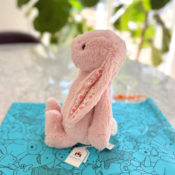 JELLYCAT Blossom Blush Bunny Cherryぬいぐるみ JELLY CAT 【公式通販】
